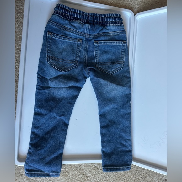 Cat & Jack Jeans 3pairs - Picture 10 of 11